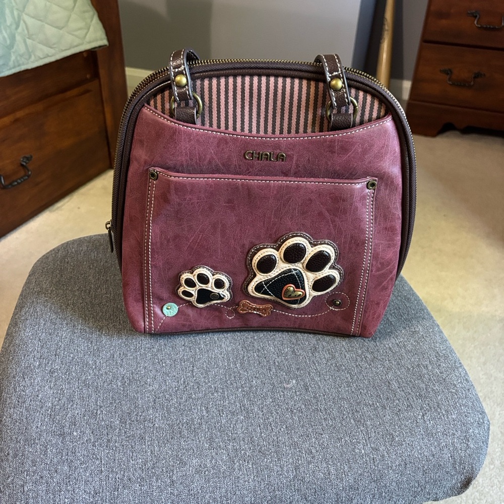 Chala Mini Bag with Paw Print in Burgundy
